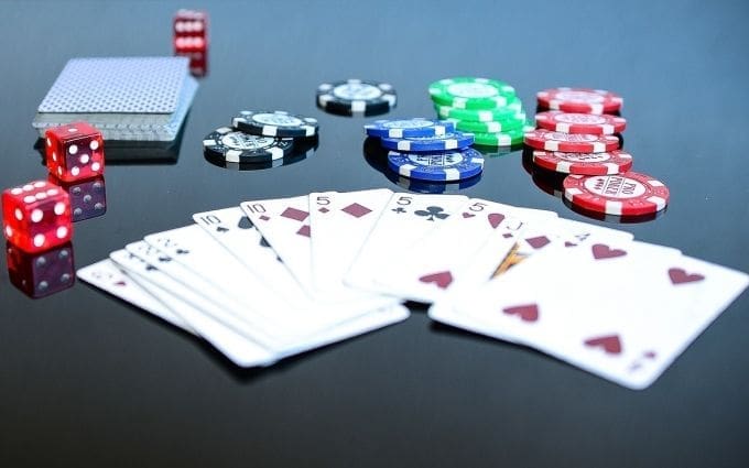 Gambling Risks and Compulsive Gambling